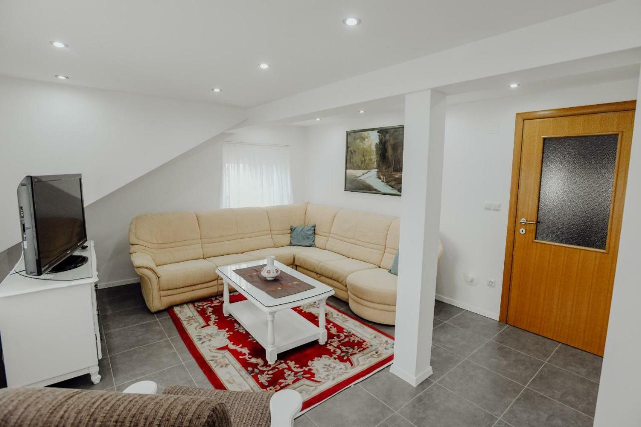 Apartman Slavonia Ðakovo 외부 사진